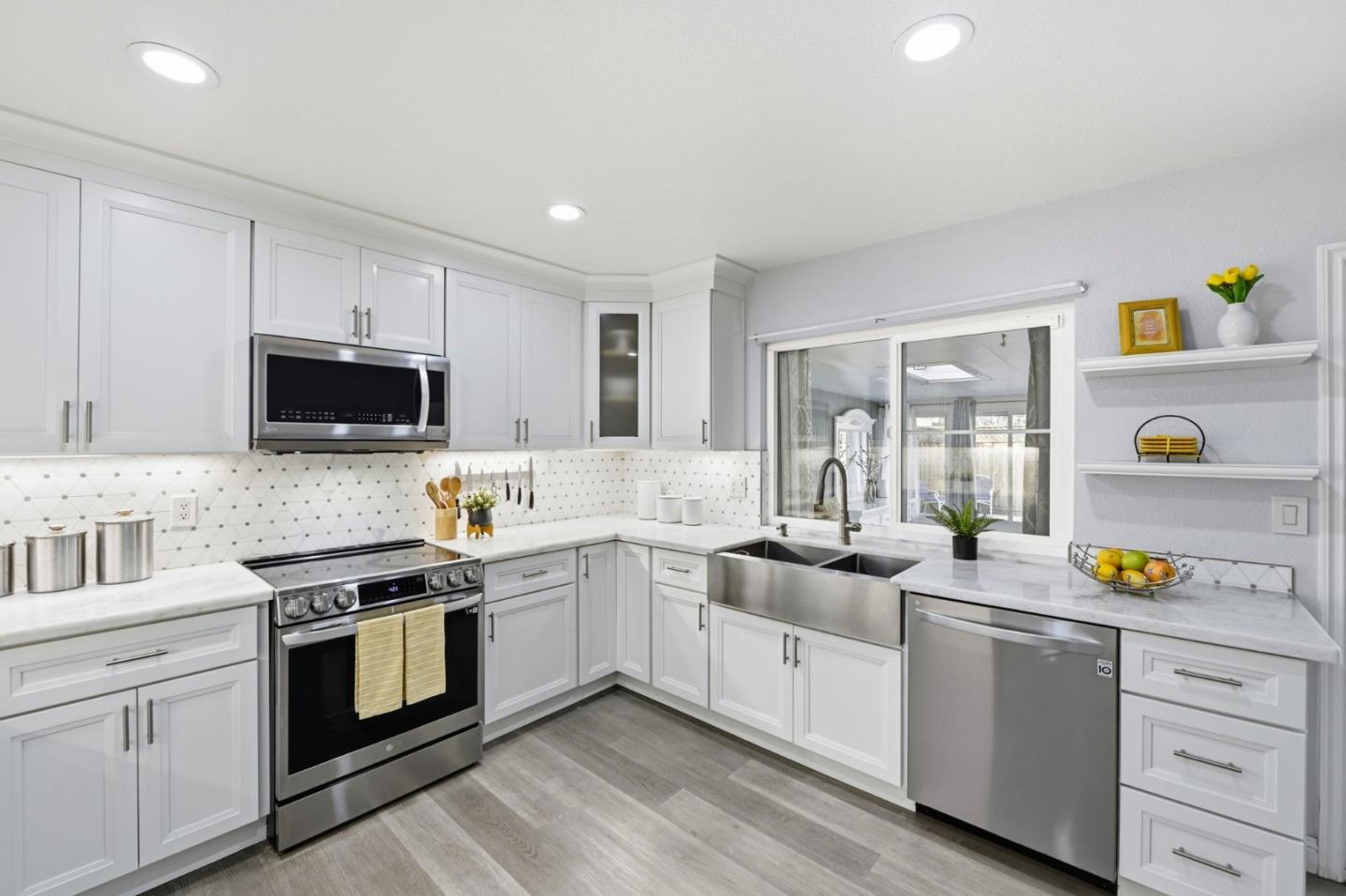 Detail Gallery Image 10 of 29 For 261 Arbor Valley Dr, San Jose,  CA 95119 - 3 Beds | 1 Baths