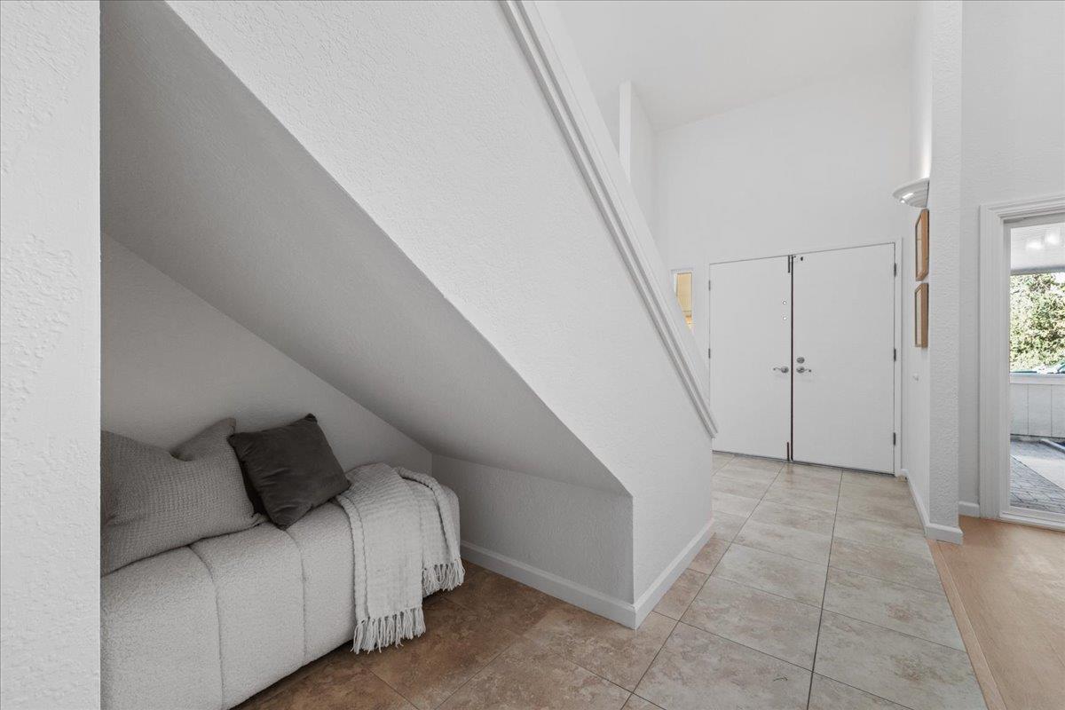 Detail Gallery Image 14 of 49 For 7760 Orogrande Pl, Cupertino,  CA 95014 - 5 Beds | 3 Baths