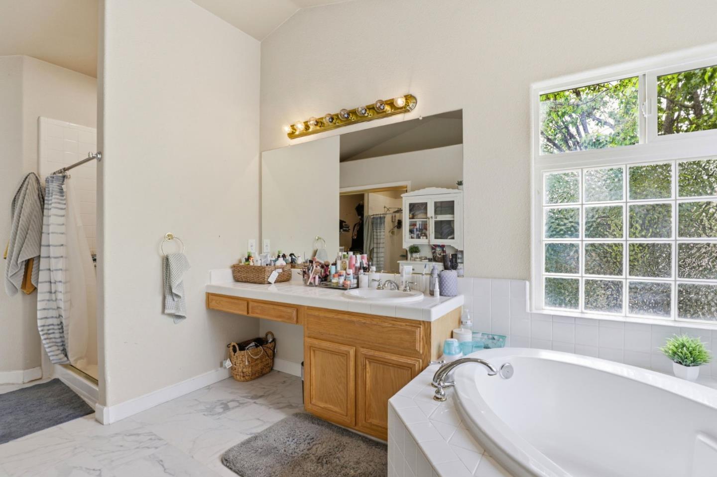 Detail Gallery Image 29 of 40 For 1510 Dovetail Way, Gilroy,  CA 95020 - 5 Beds | 3 Baths