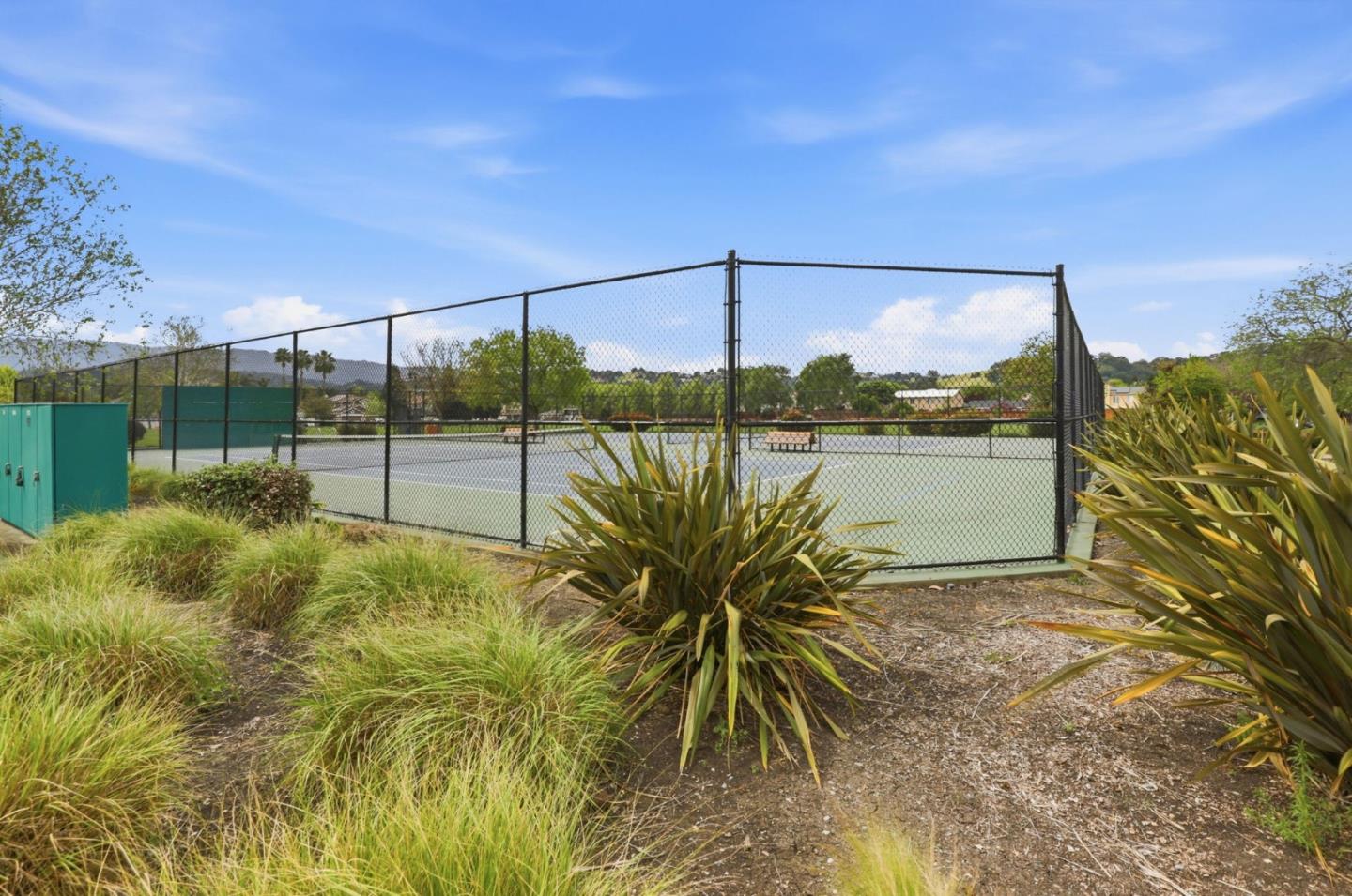 Detail Gallery Image 38 of 40 For 1510 Dovetail Way, Gilroy,  CA 95020 - 5 Beds | 3 Baths