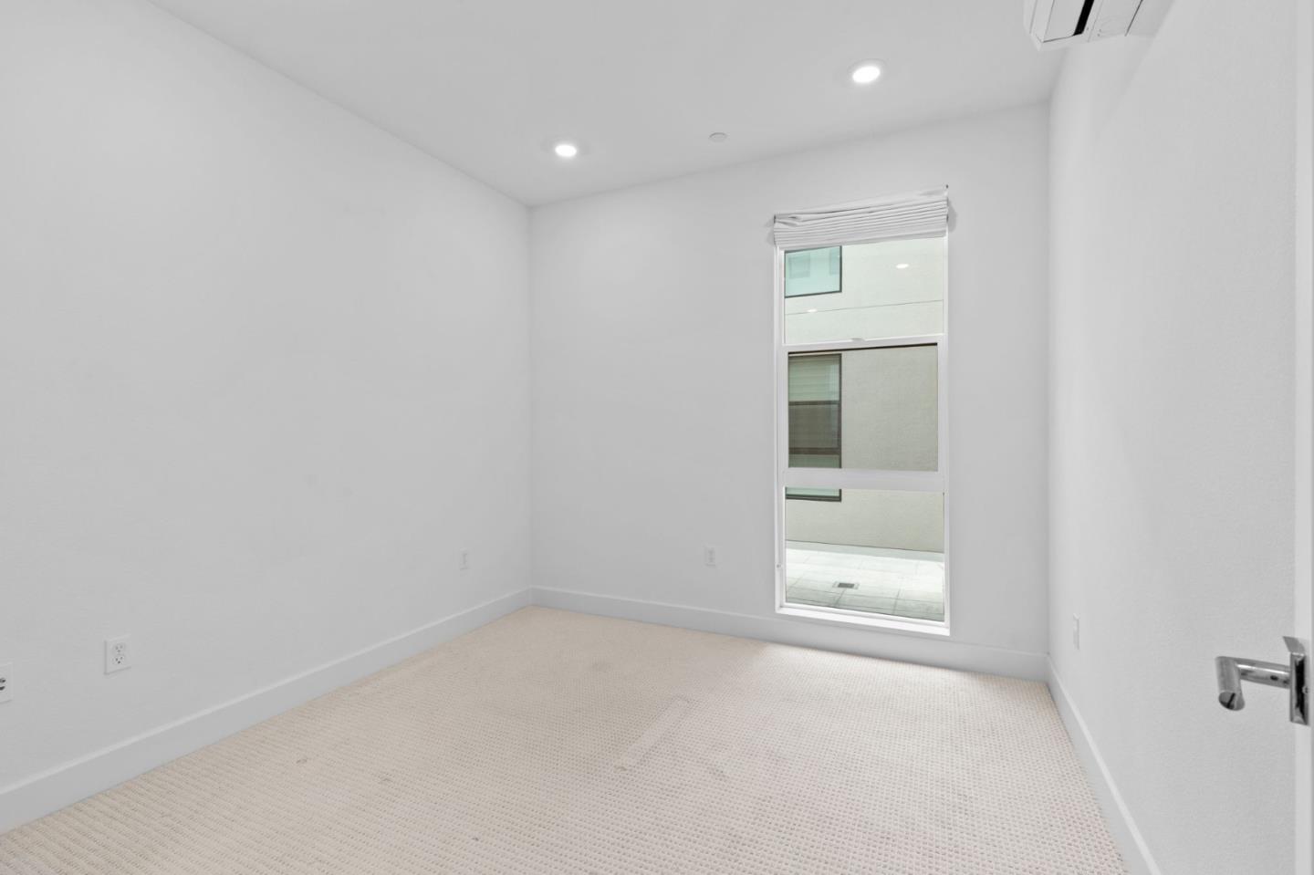 Detail Gallery Image 15 of 30 For 3020 Boyter Pl #105,  Santa Clara,  CA 95051 - 4 Beds | 3/2 Baths