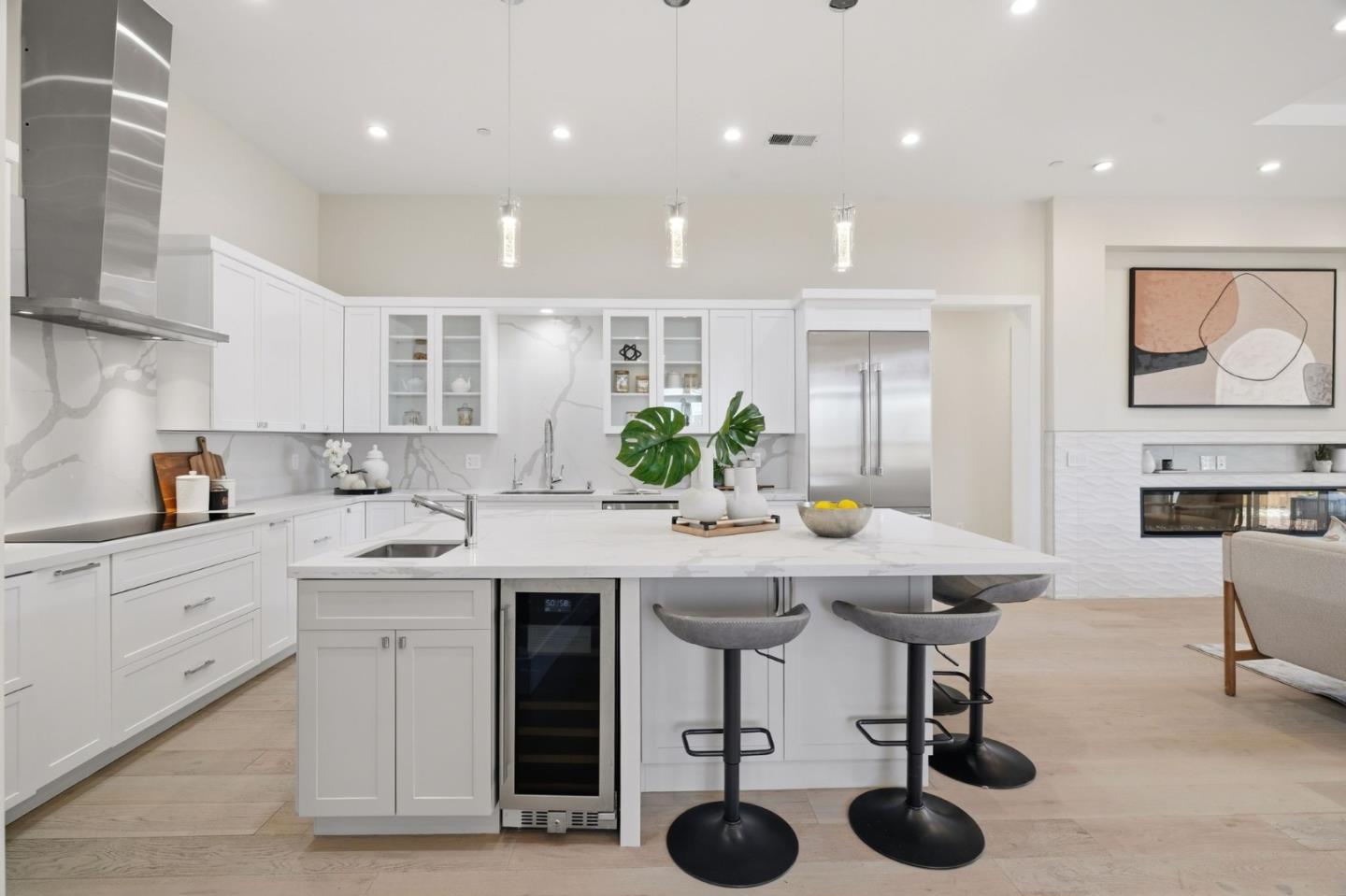 Detail Gallery Image 13 of 50 For 19110 Dagmar Dr, Saratoga,  CA 95070 - 5 Beds | 4/1 Baths