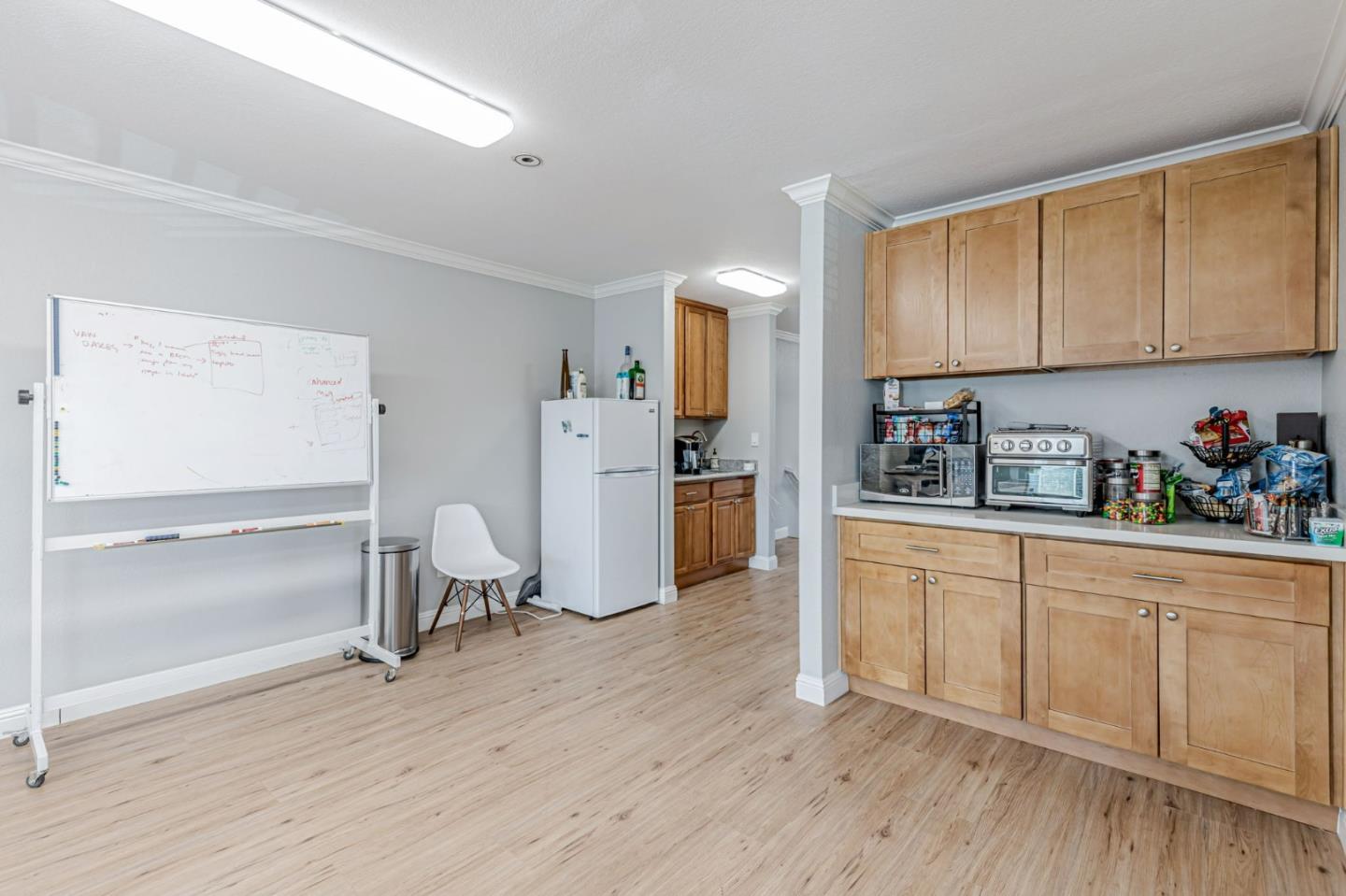 Detail Gallery Image 13 of 25 For 1217 Park Ave, San Jose,  CA 95126 - – Beds | – Baths