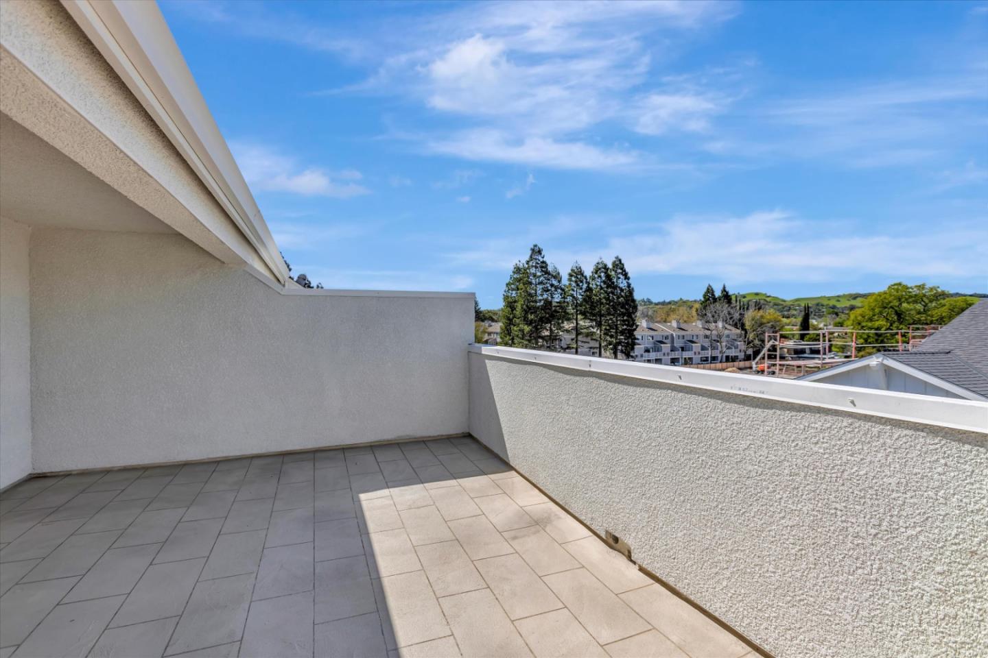 Front Image Thumbnail for ML82036235