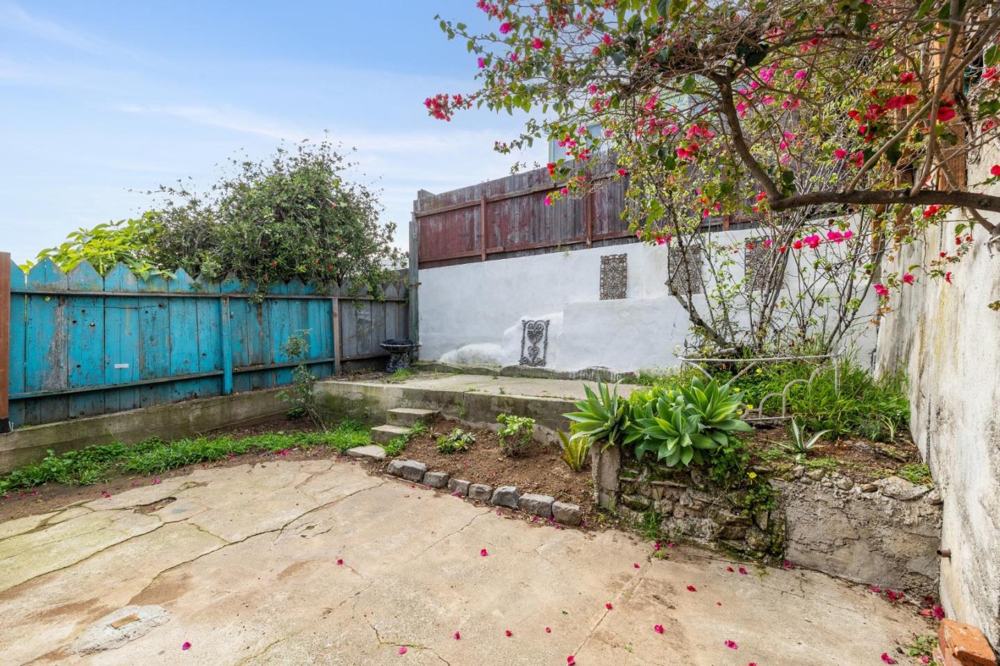 Detail Gallery Image 20 of 27 For 360 Bradford St, San Francisco,  CA 94110 - 1 Beds | 1 Baths