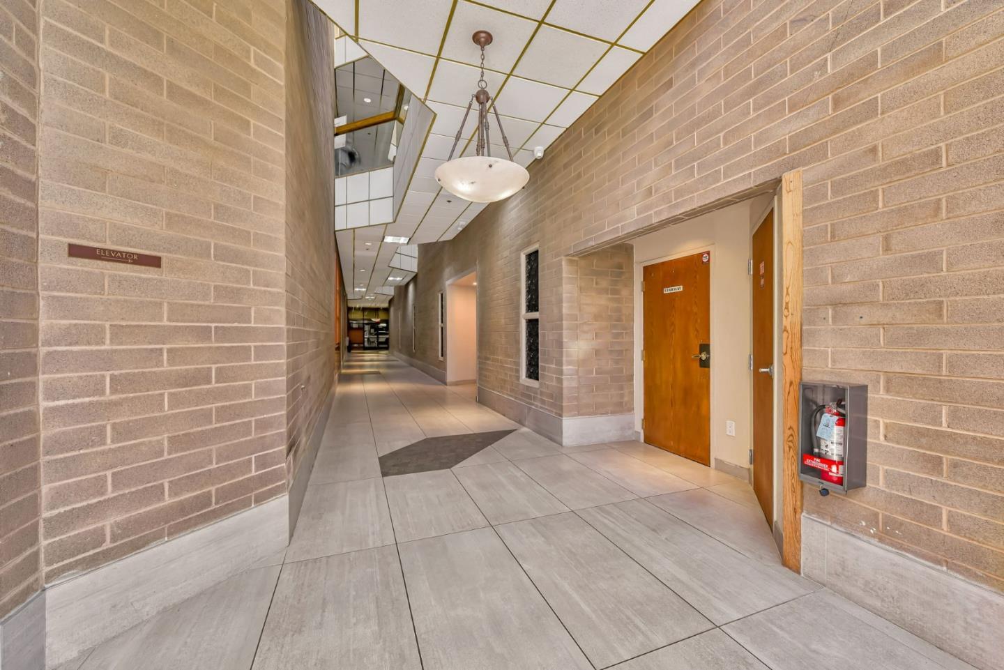 Detail Gallery Image 5 of 32 For 2039 Forest Ave #304,  San Jose,  CA 95128 - – Beds | – Baths