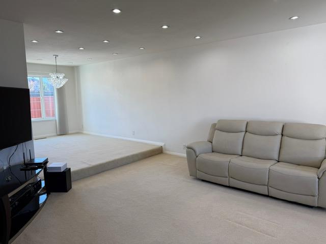 Detail Gallery Image 6 of 35 For 1288 Isengard Ct, San Jose,  CA 95121 - 5 Beds | 3 Baths