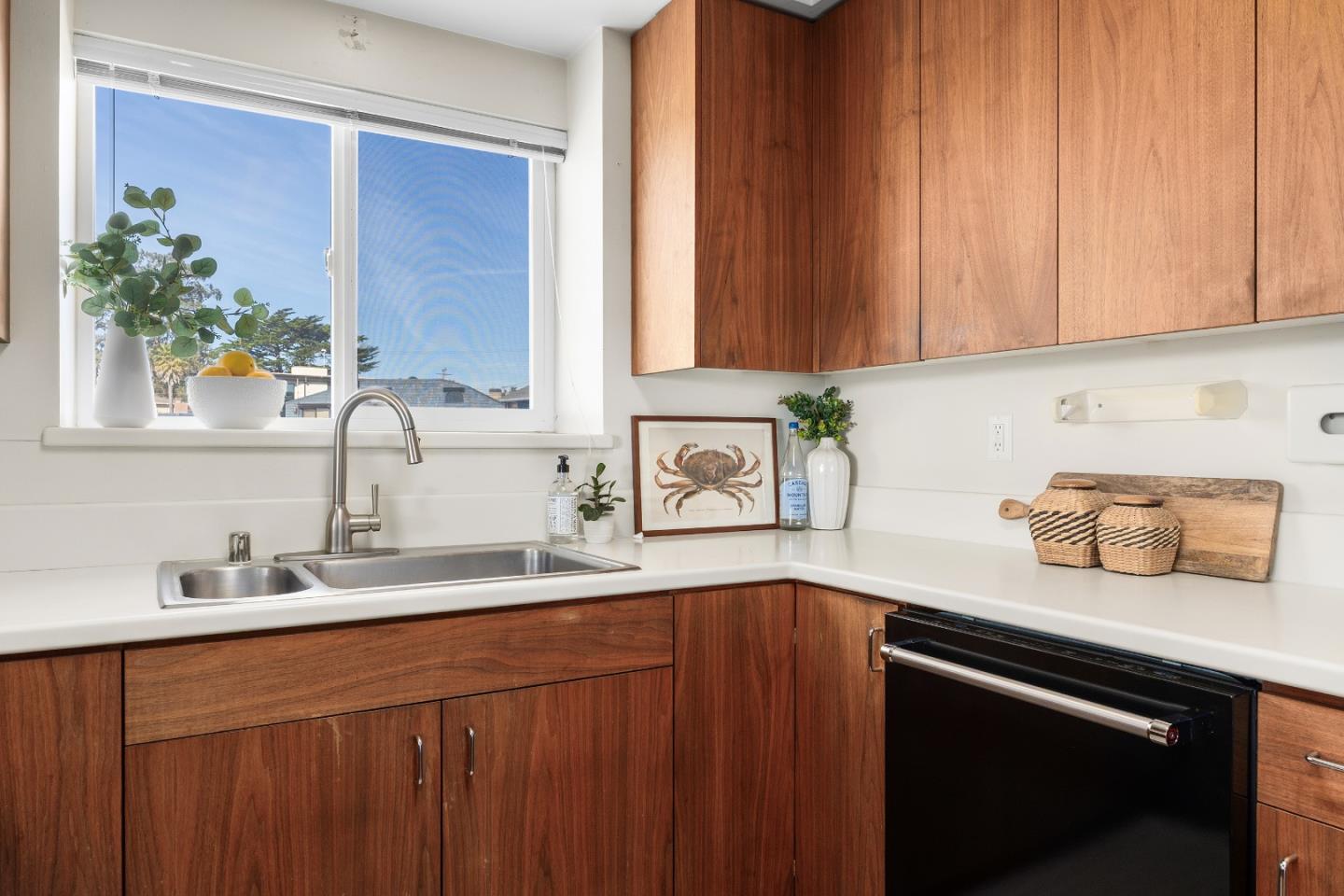 Detail Gallery Image 12 of 34 For 22130 E Cliff Dr 3d,  Santa Cruz,  CA 95062 - 2 Beds | 2 Baths
