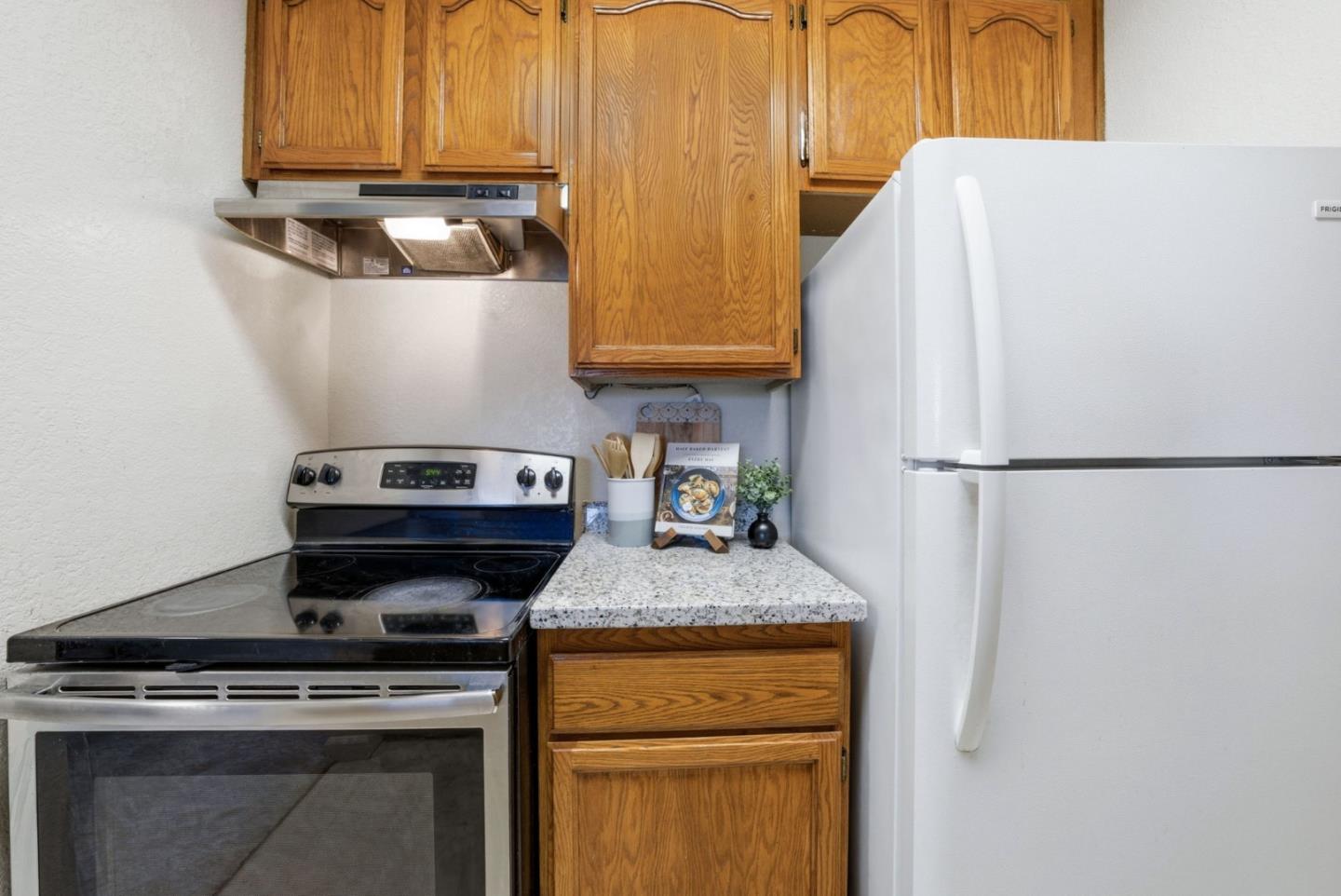 Detail Gallery Image 13 of 58 For 39931 Cedar Blvd #305,  Newark,  CA 94560 - 1 Beds | 1 Baths