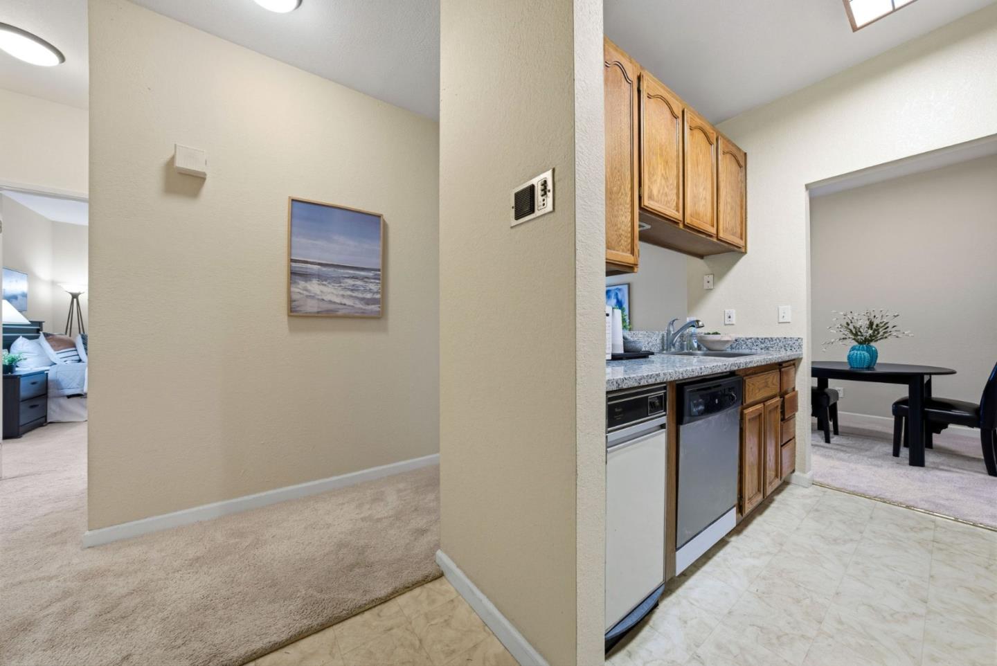 Detail Gallery Image 2 of 58 For 39931 Cedar Blvd #305,  Newark,  CA 94560 - 1 Beds | 1 Baths