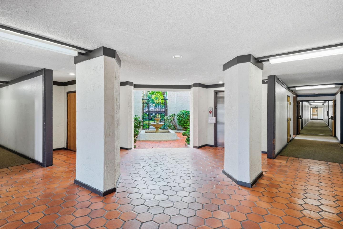 Detail Gallery Image 27 of 58 For 39931 Cedar Blvd #305,  Newark,  CA 94560 - 1 Beds | 1 Baths