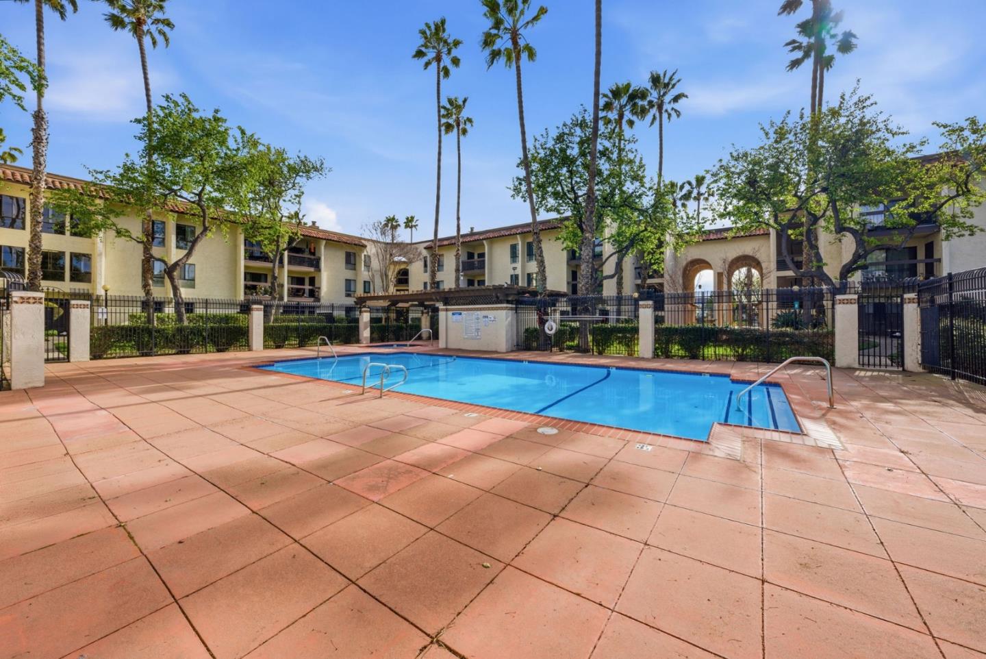 Detail Gallery Image 35 of 58 For 39931 Cedar Blvd #305,  Newark,  CA 94560 - 1 Beds | 1 Baths