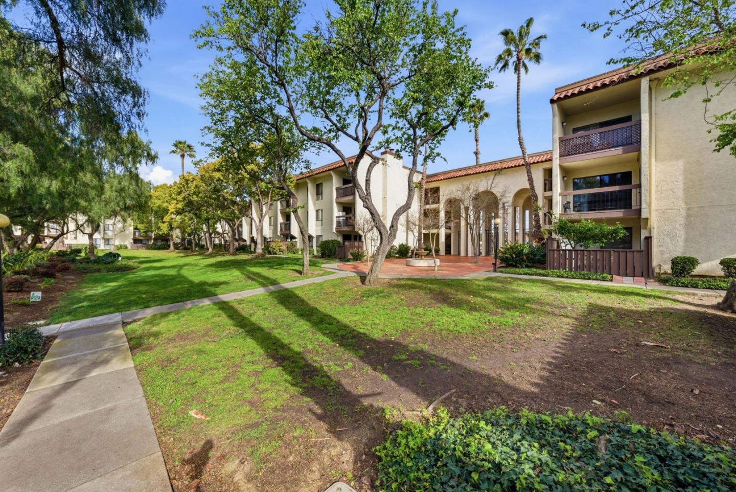 Detail Gallery Image 39 of 58 For 39931 Cedar Blvd #305,  Newark,  CA 94560 - 1 Beds | 1 Baths