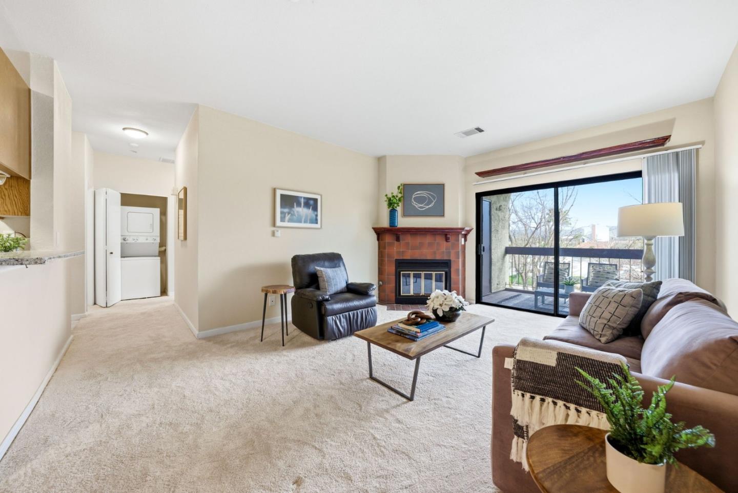 Detail Gallery Image 5 of 58 For 39931 Cedar Blvd #305,  Newark,  CA 94560 - 1 Beds | 1 Baths