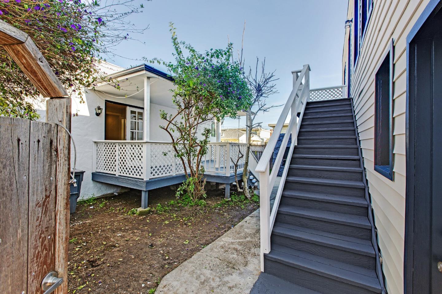 Detail Gallery Image 12 of 44 For 498 Elm Ave, San Bruno,  CA 94066 - 4 Beds | 3 Baths