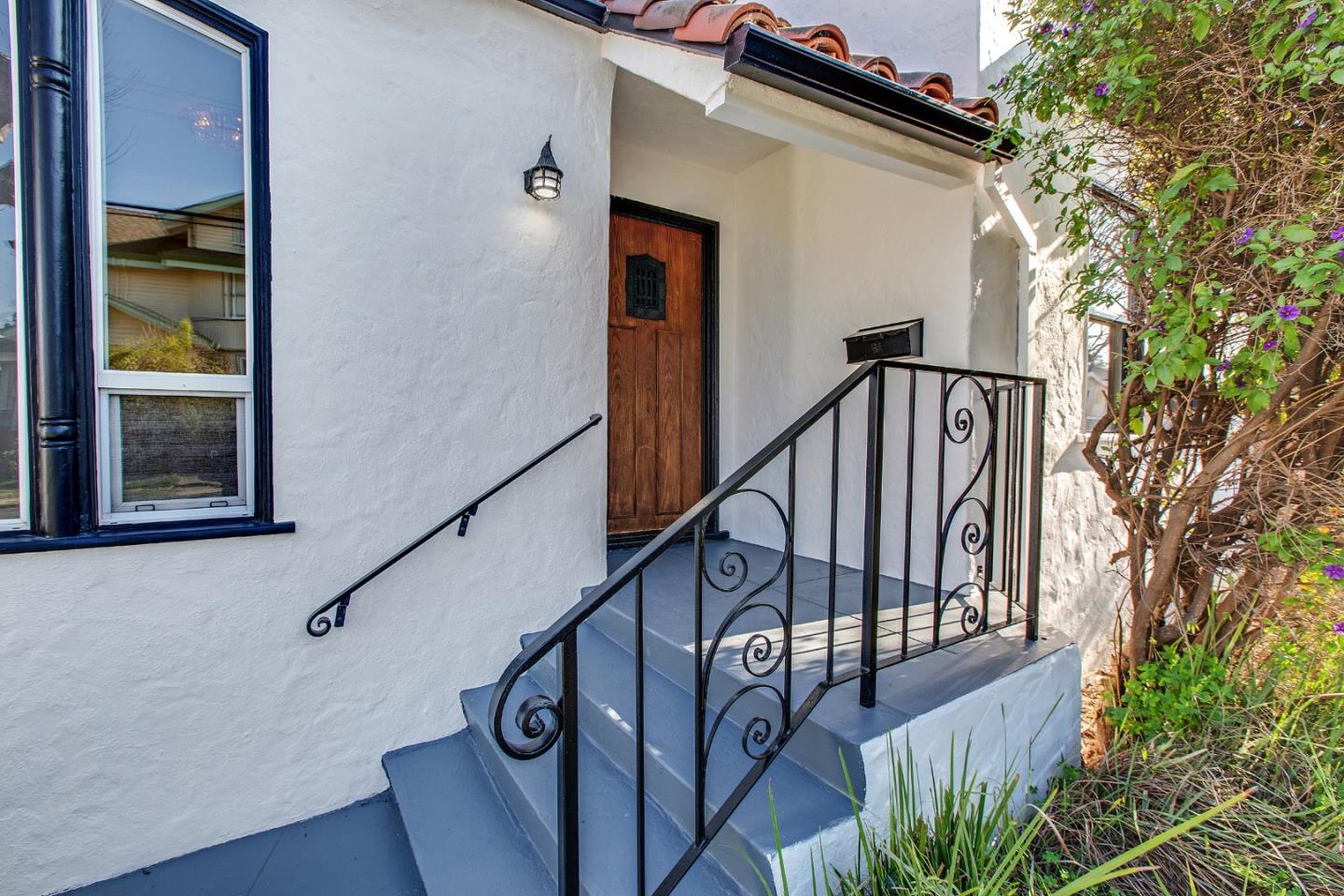 Detail Gallery Image 17 of 44 For 498 Elm Ave, San Bruno,  CA 94066 - 4 Beds | 3 Baths