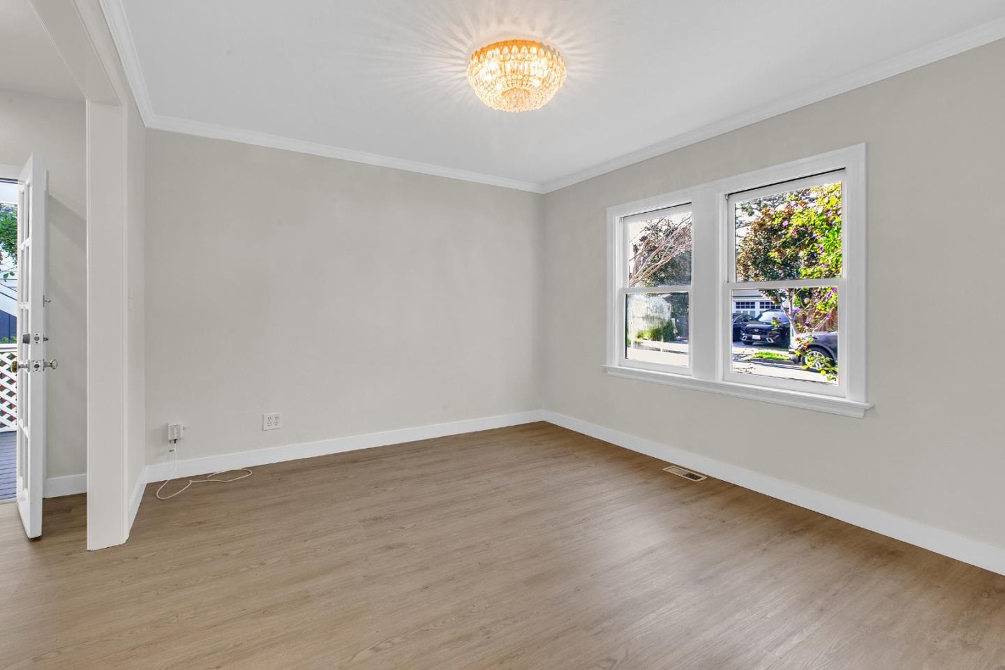 Detail Gallery Image 20 of 44 For 498 Elm Ave, San Bruno,  CA 94066 - 4 Beds | 3 Baths