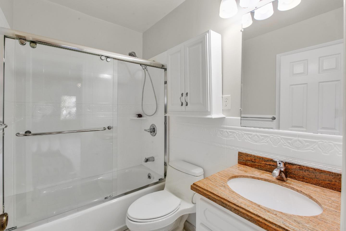 Detail Gallery Image 23 of 44 For 498 Elm Ave, San Bruno,  CA 94066 - 4 Beds | 3 Baths