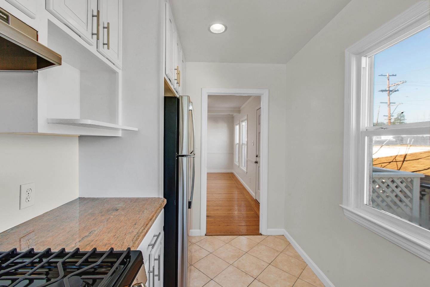 Detail Gallery Image 37 of 44 For 498 Elm Ave, San Bruno,  CA 94066 - 4 Beds | 3 Baths