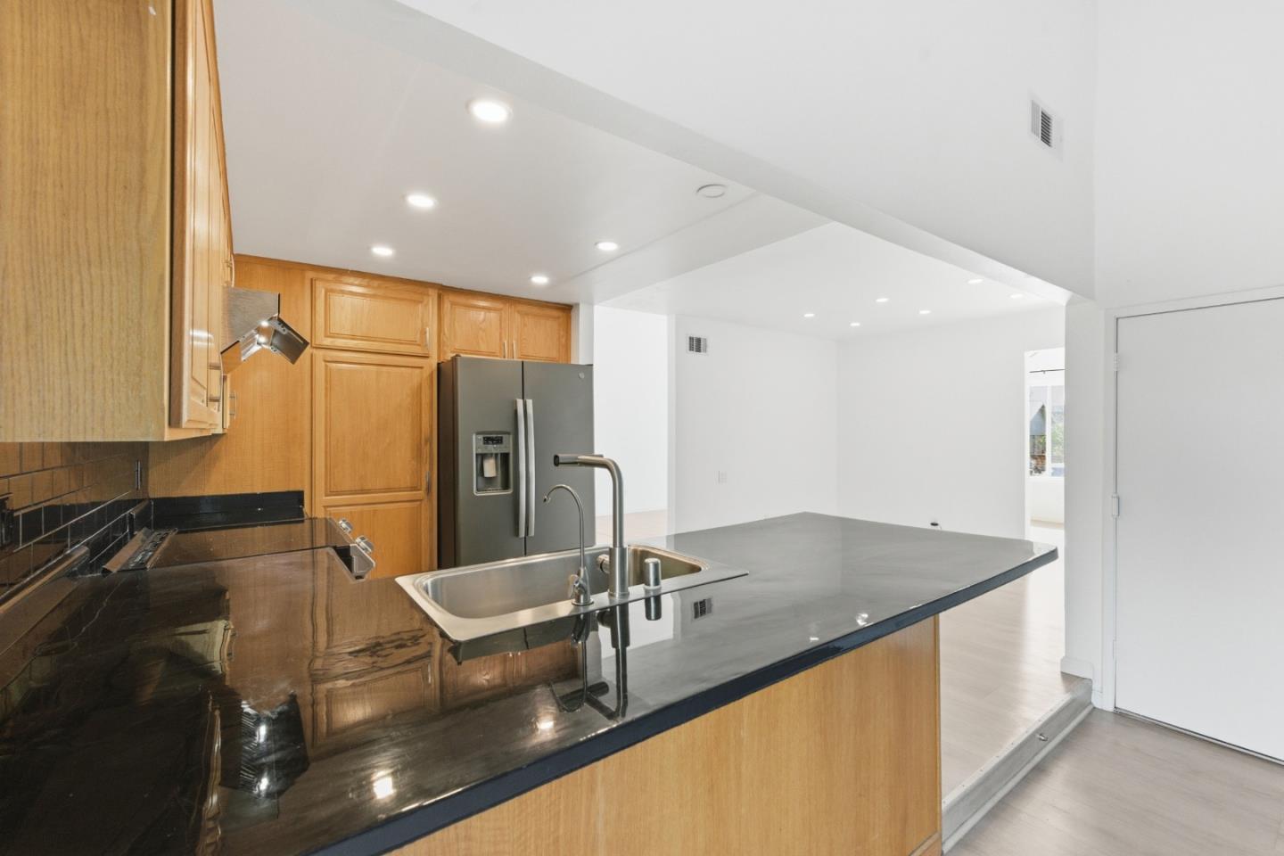 Detail Gallery Image 19 of 45 For 843 Cedarwood Ln, Petaluma,  CA 94954 - 4 Beds | 2 Baths