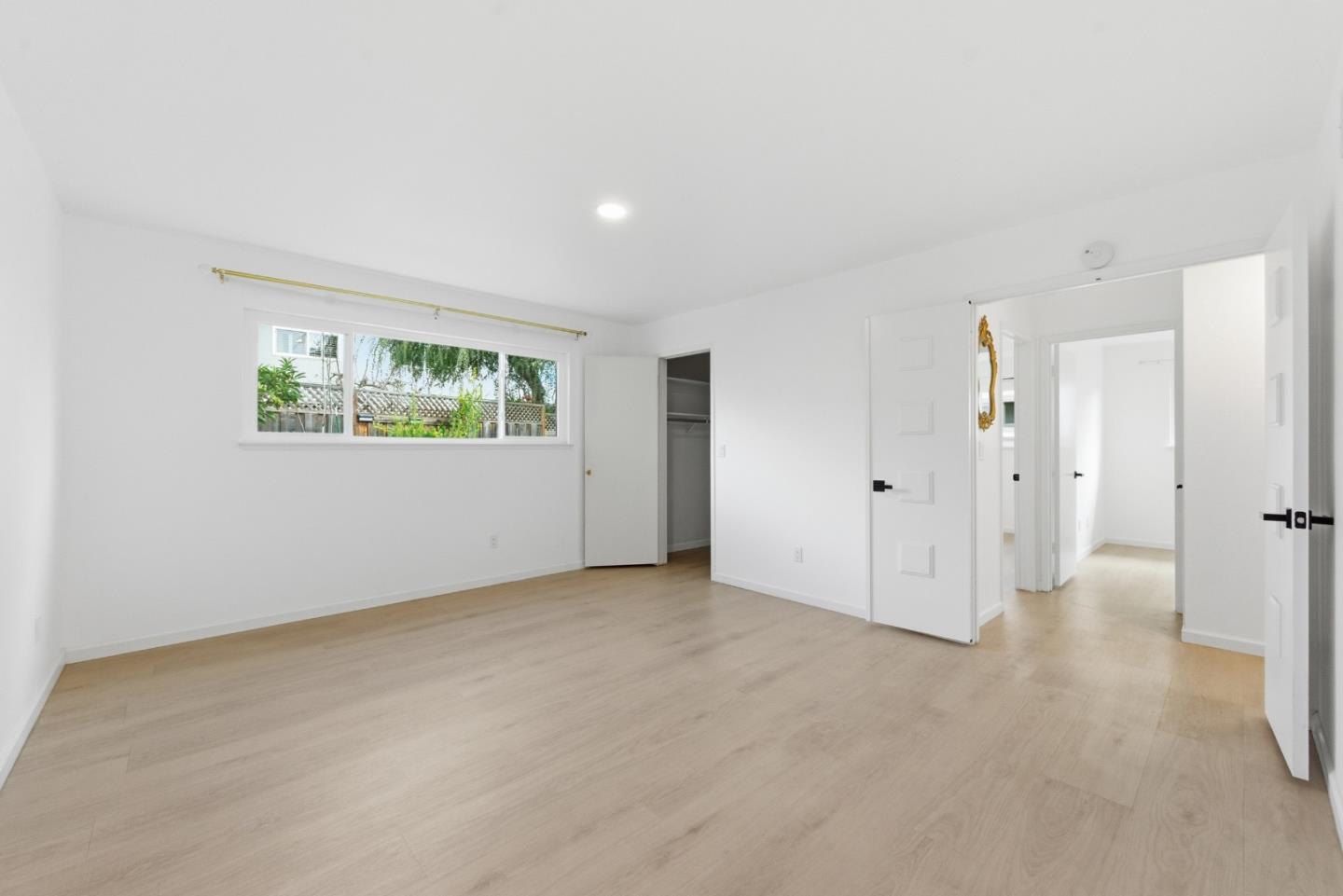 Detail Gallery Image 34 of 45 For 843 Cedarwood Ln, Petaluma,  CA 94954 - 4 Beds | 2 Baths