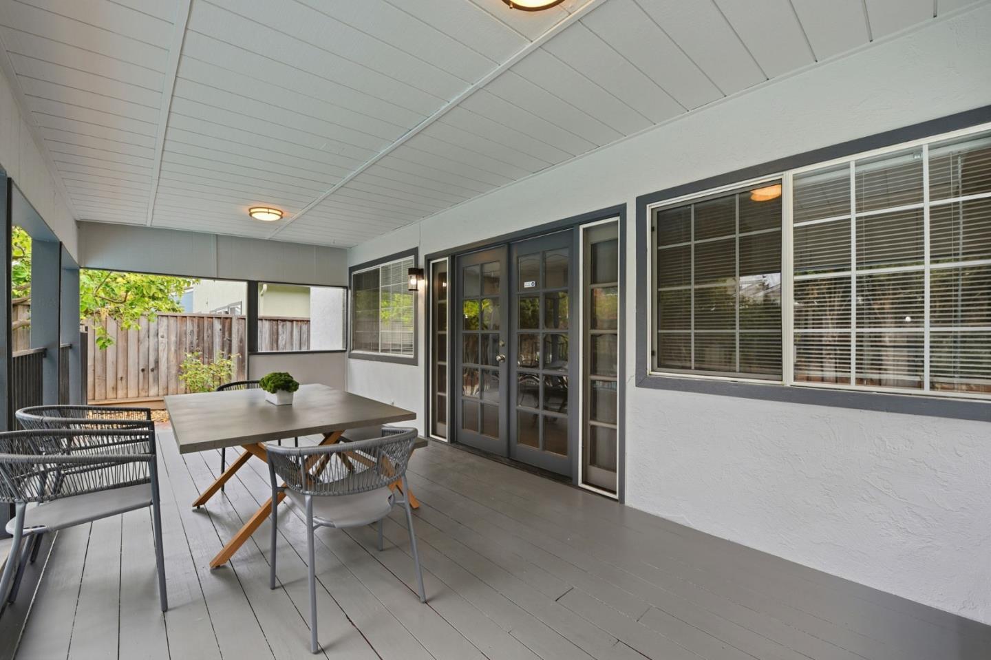 Detail Gallery Image 33 of 38 For 3137 Jenkins Ave, San Jose,  CA 95118 - 5 Beds | 2 Baths