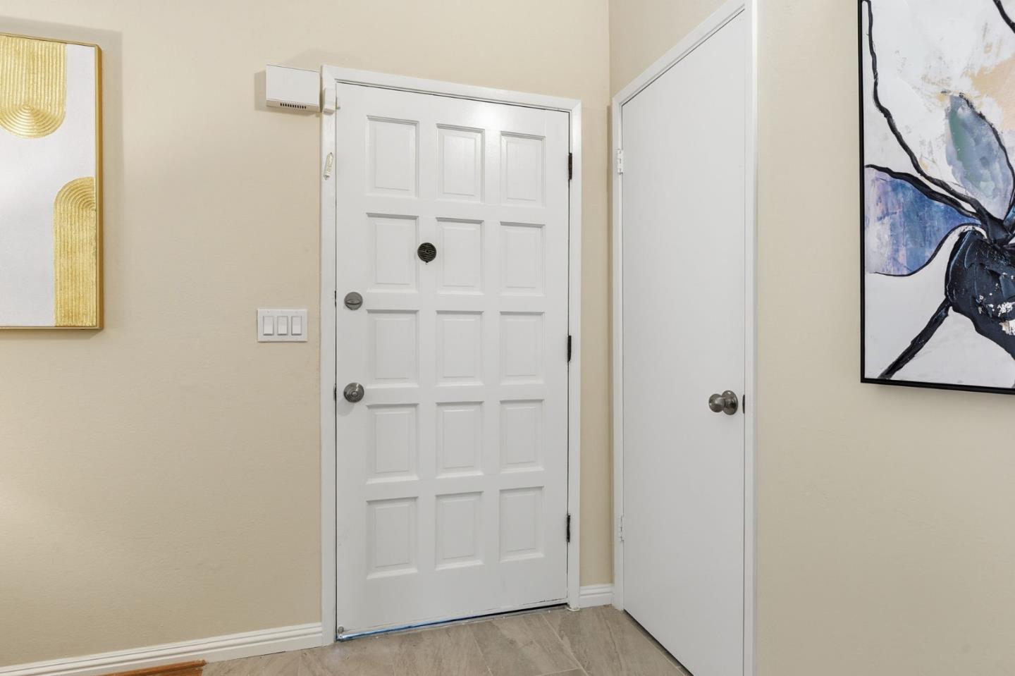 Detail Gallery Image 4 of 38 For 3137 Jenkins Ave, San Jose,  CA 95118 - 5 Beds | 2 Baths