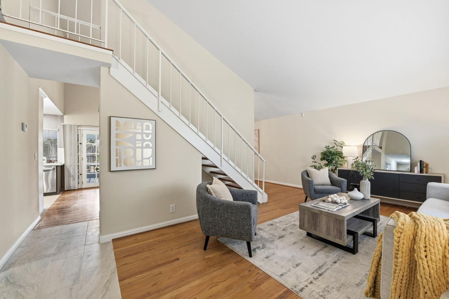 Detail Gallery Image 7 of 38 For 3137 Jenkins Ave, San Jose,  CA 95118 - 5 Beds | 2 Baths