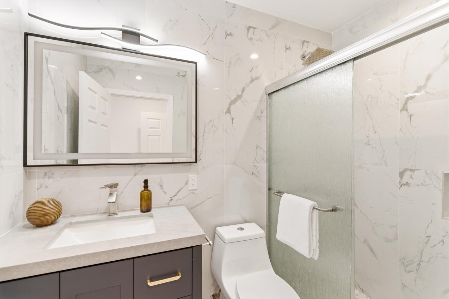 Detail Gallery Image 25 of 51 For 546 33rd Ave, San Francisco,  CA 94121 - 5 Beds | 5 Baths