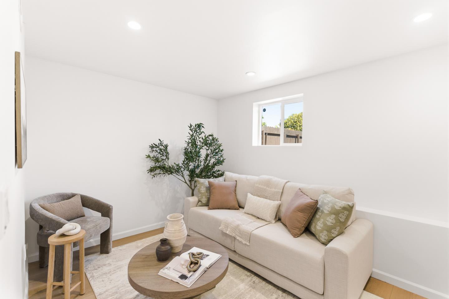 Detail Gallery Image 33 of 51 For 546 33rd Ave, San Francisco,  CA 94121 - 5 Beds | 5 Baths