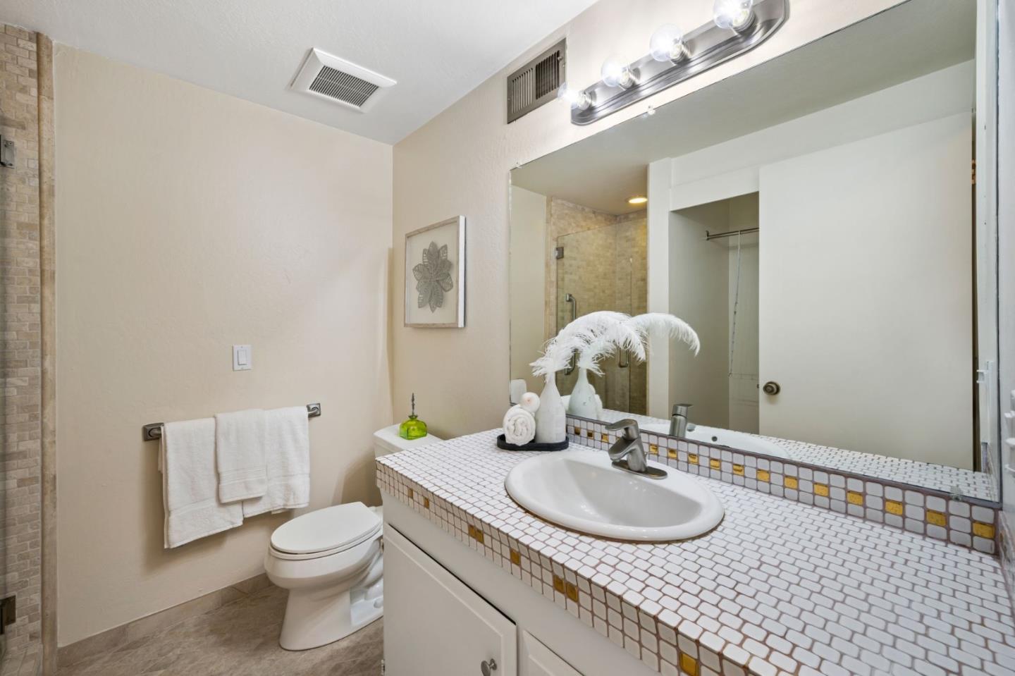 Photo #24: ML82036256 Listing: Photo #24