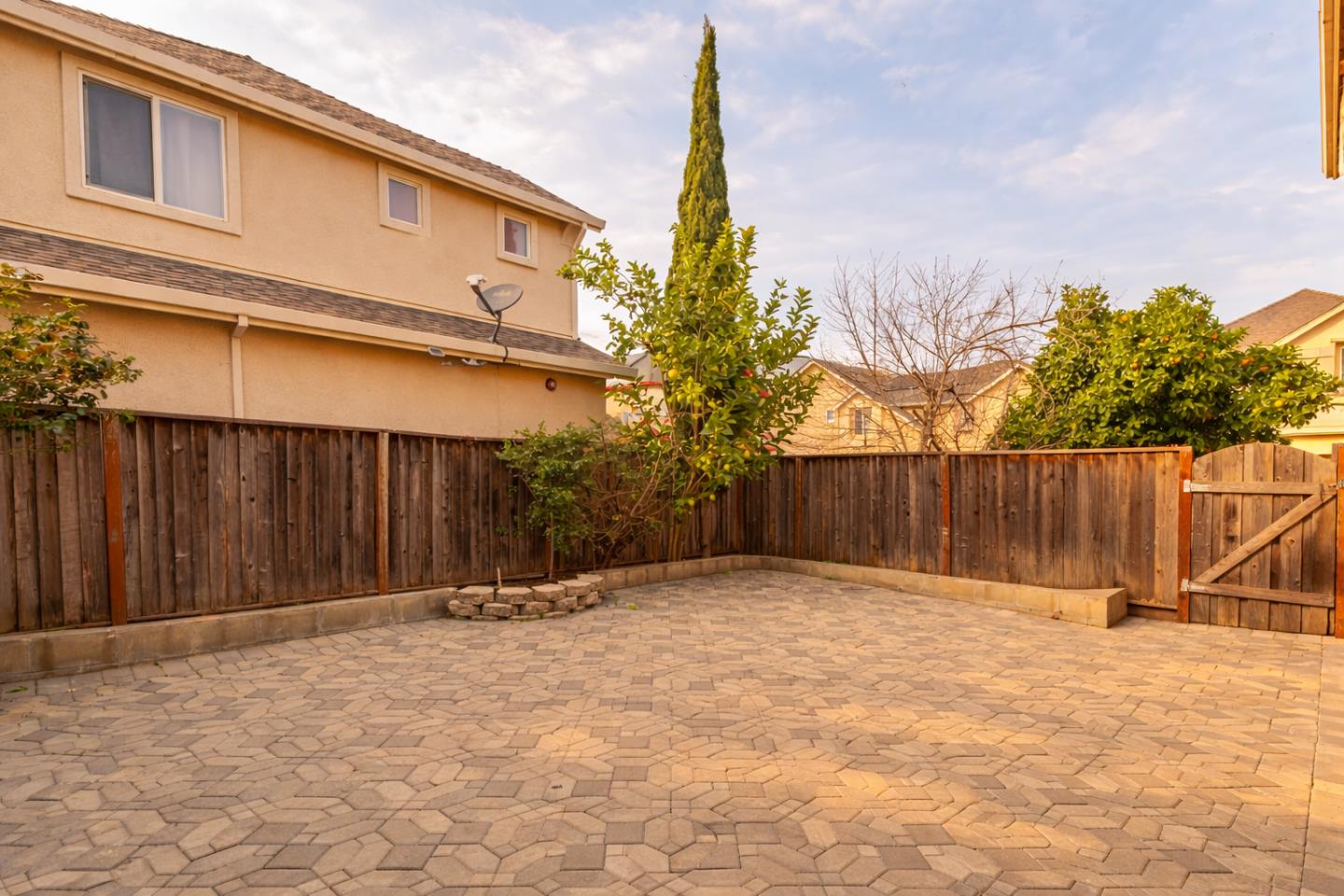 Detail Gallery Image 12 of 12 For 1849 Bradbury St, Salinas,  CA 93906 - 3 Beds | 2/1 Baths