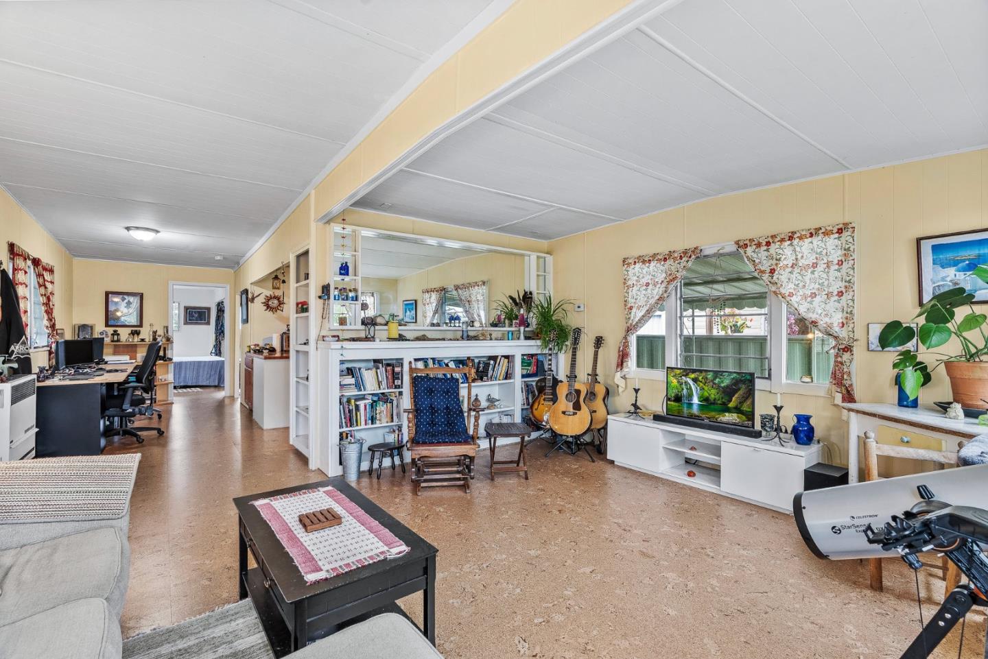 Detail Gallery Image 7 of 20 For 1040 38th Ave #39,  Santa Cruz,  CA 95062 - 2 Beds | 1 Baths