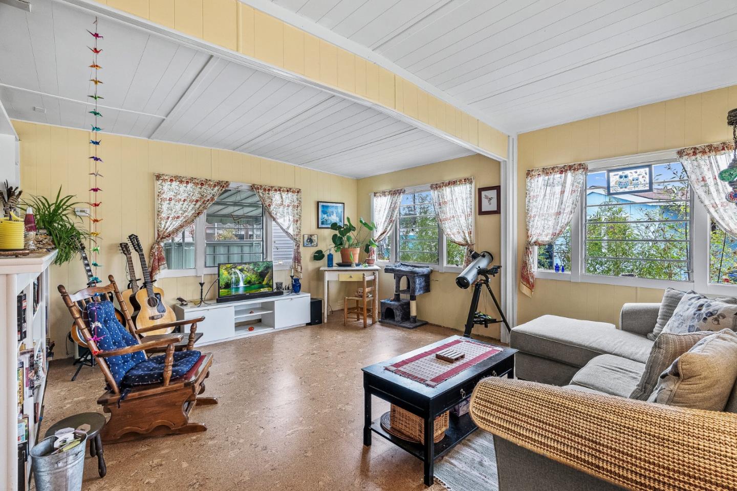 Detail Gallery Image 8 of 20 For 1040 38th Ave #39,  Santa Cruz,  CA 95062 - 2 Beds | 1 Baths