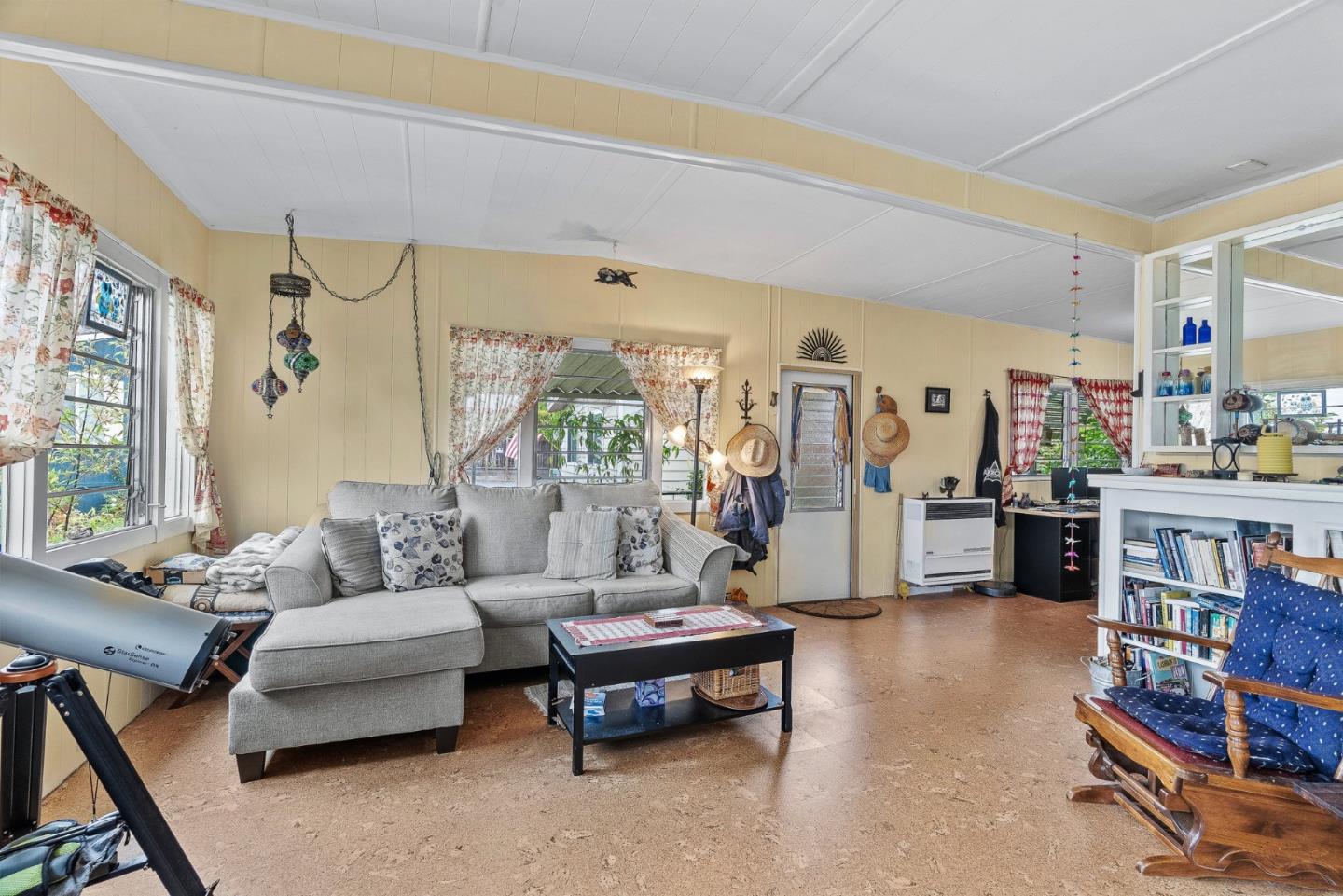 Detail Gallery Image 9 of 20 For 1040 38th Ave #39,  Santa Cruz,  CA 95062 - 2 Beds | 1 Baths