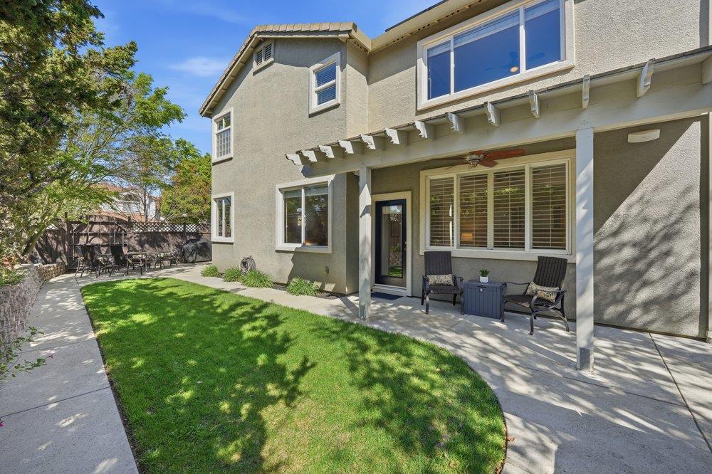 Detail Gallery Image 35 of 55 For 9781 Linnet Ct, Gilroy,  CA 95020 - 5 Beds | 3 Baths