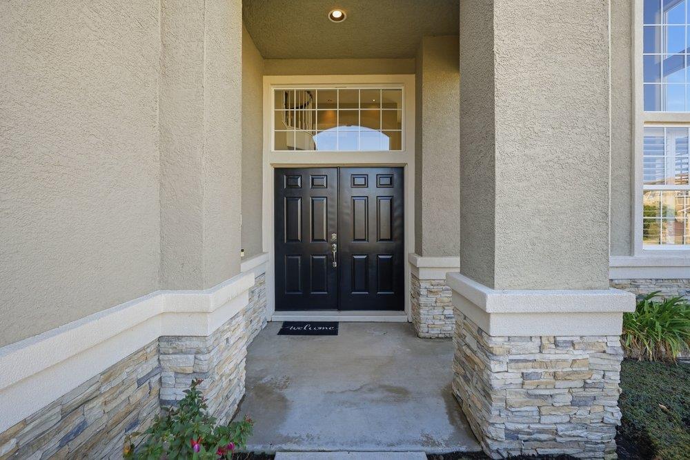 Detail Gallery Image 6 of 55 For 9781 Linnet Ct, Gilroy,  CA 95020 - 5 Beds | 3 Baths