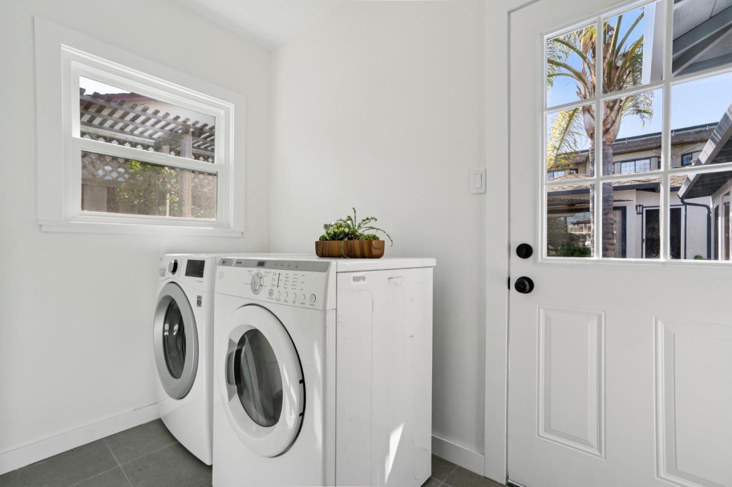 Detail Gallery Image 25 of 36 For 637 S Baywood Ave, San Jose,  CA 95128 - 3 Beds | 2/1 Baths
