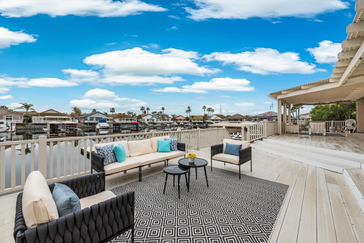 Detail Gallery Image 32 of 42 For 3916 Lighthouse Pl, Discovery Bay,  CA 94505 - 4 Beds | 3/1 Baths