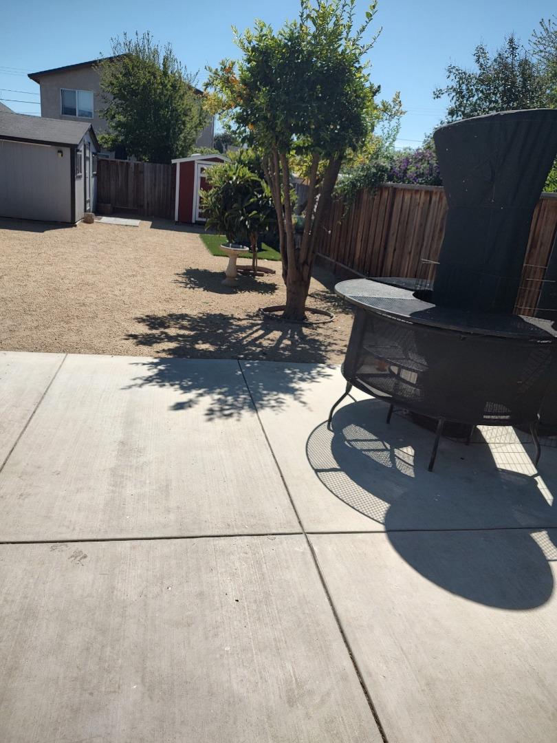 Detail Gallery Image 11 of 11 For 827 Central Ave, Hollister,  CA 95023 - 2 Beds | 1 Baths