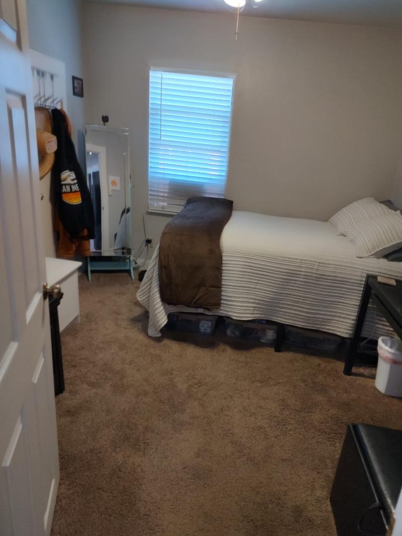 Detail Gallery Image 8 of 11 For 827 Central Ave, Hollister,  CA 95023 - 2 Beds | 1 Baths