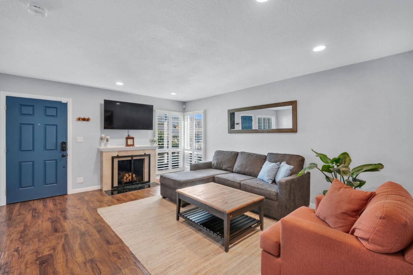 Detail Gallery Image 4 of 52 For 723 Linda Flora St, San Jose,  CA 95127 - 3 Beds | 2 Baths