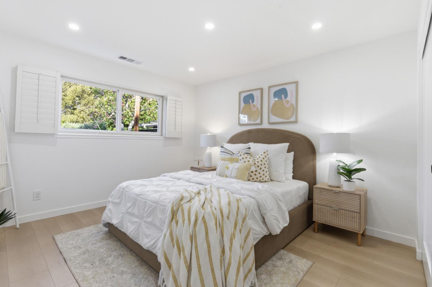 Detail Gallery Image 18 of 43 For 337 Roble Ave, Redwood City,  CA 94061 - 3 Beds | 2 Baths