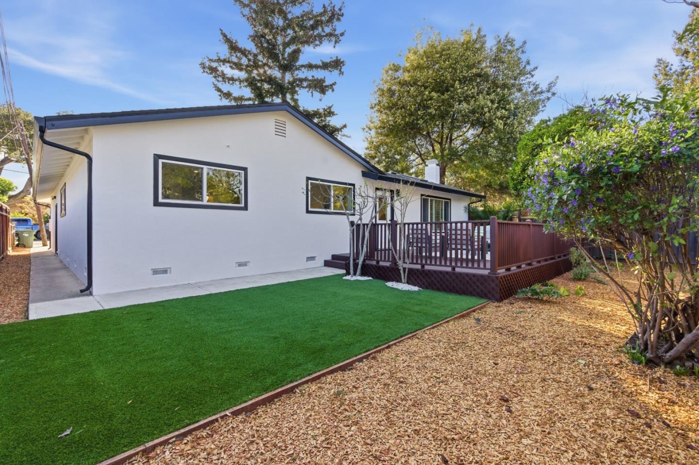 Detail Gallery Image 28 of 43 For 337 Roble Ave, Redwood City,  CA 94061 - 3 Beds | 2 Baths