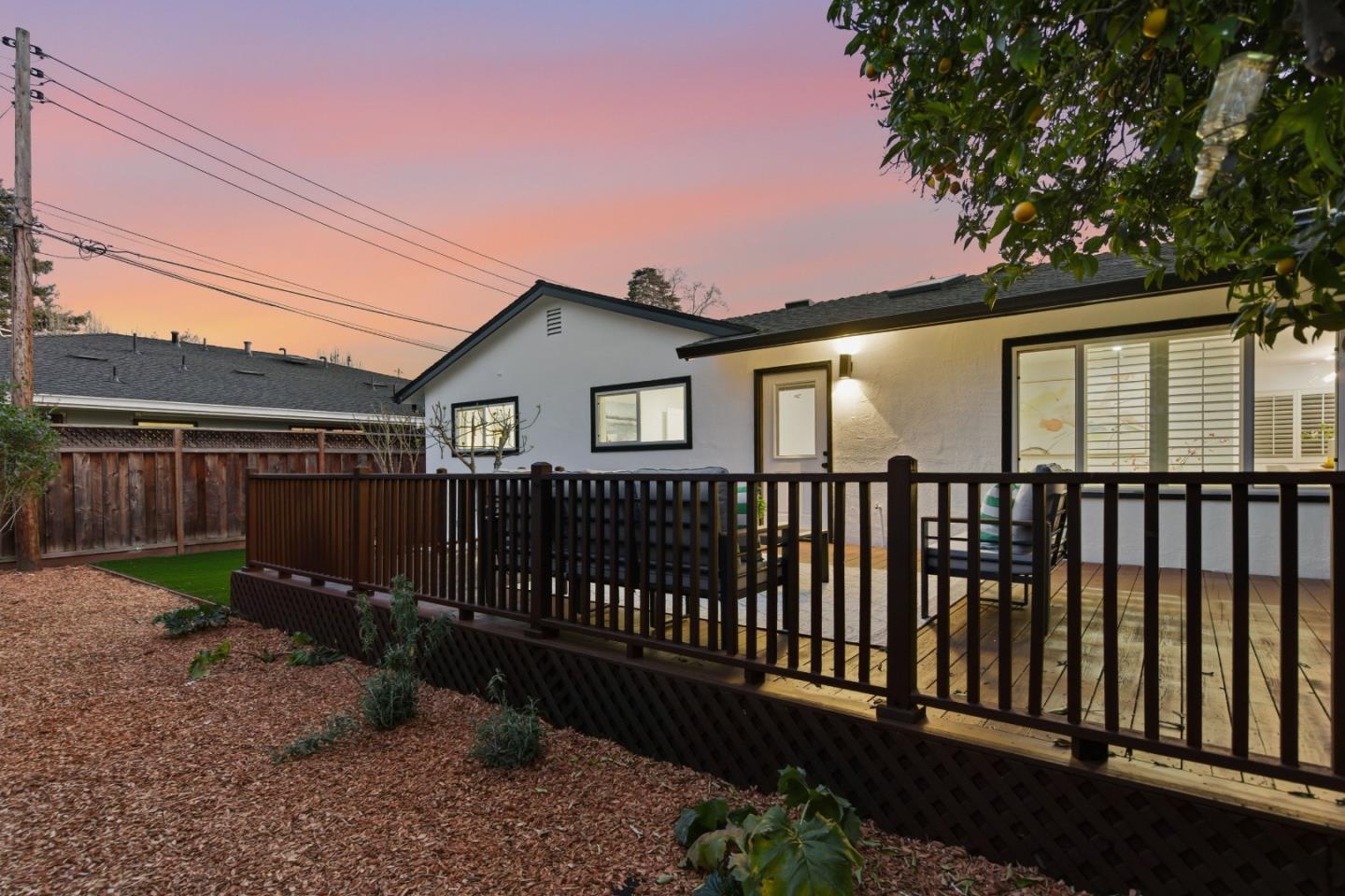 Detail Gallery Image 29 of 43 For 337 Roble Ave, Redwood City,  CA 94061 - 3 Beds | 2 Baths