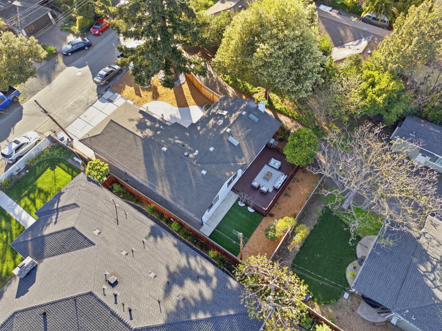 Detail Gallery Image 31 of 43 For 337 Roble Ave, Redwood City,  CA 94061 - 3 Beds | 2 Baths