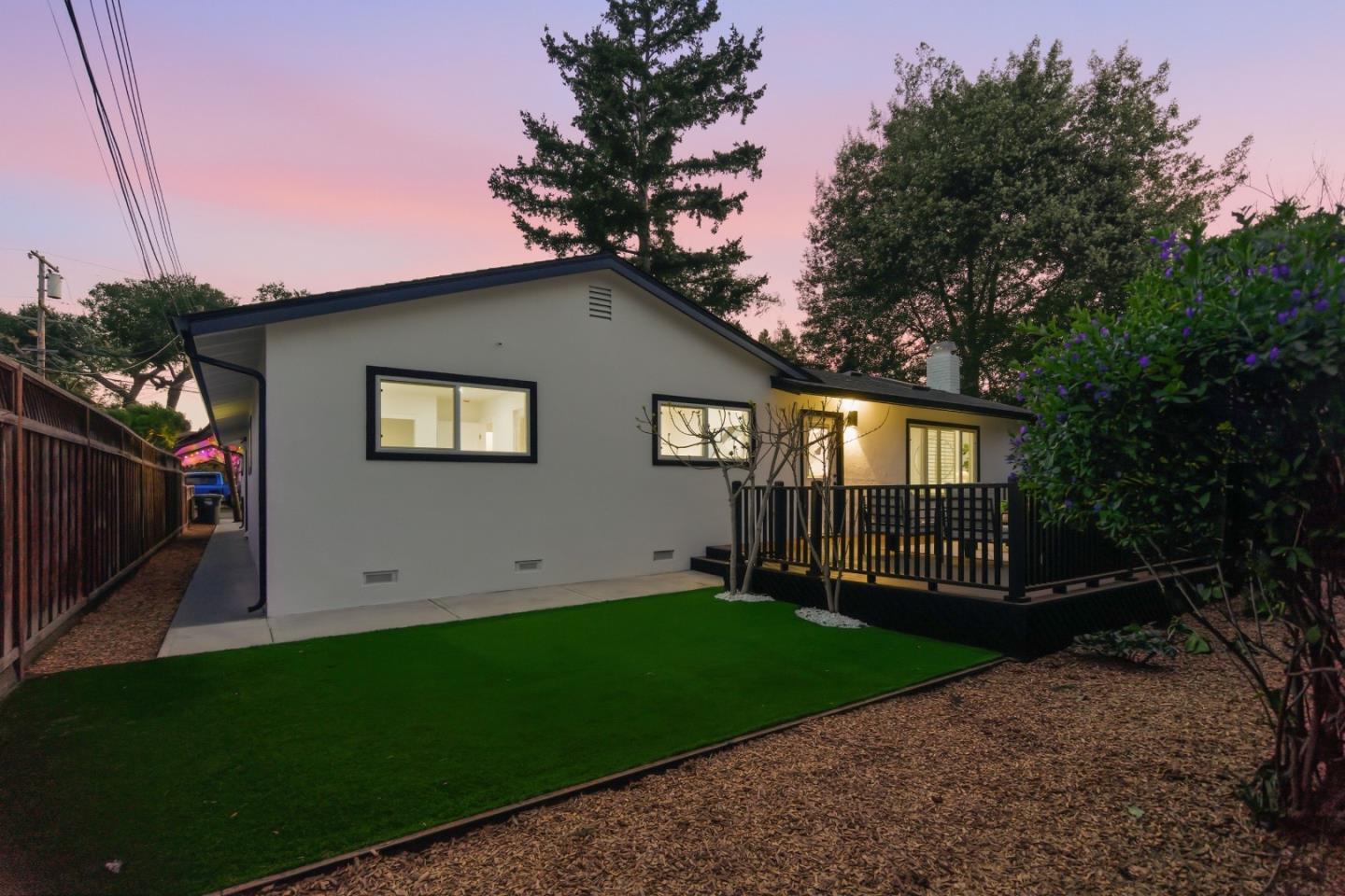 Detail Gallery Image 38 of 43 For 337 Roble Ave, Redwood City,  CA 94061 - 3 Beds | 2 Baths