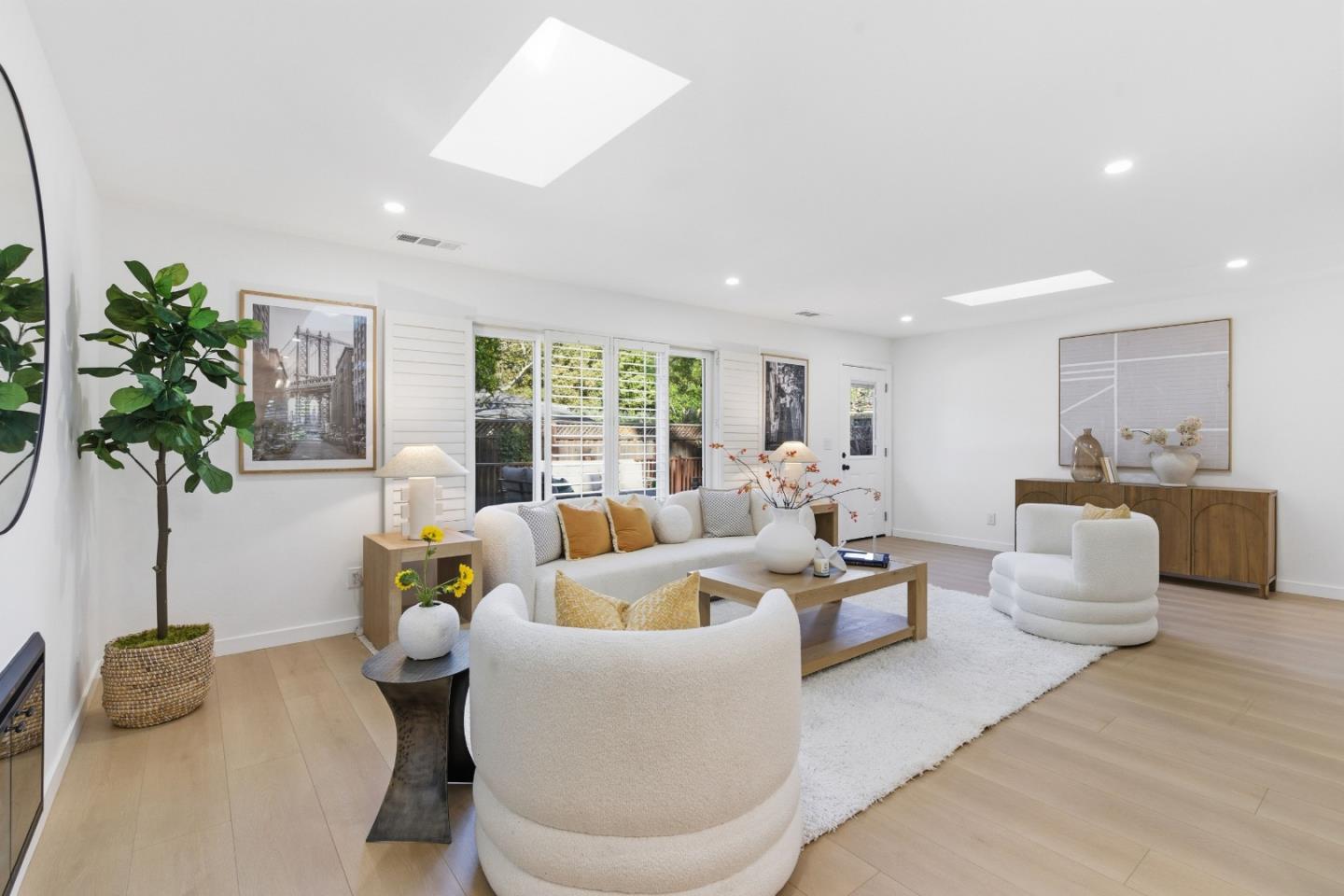 Detail Gallery Image 5 of 43 For 337 Roble Ave, Redwood City,  CA 94061 - 3 Beds | 2 Baths