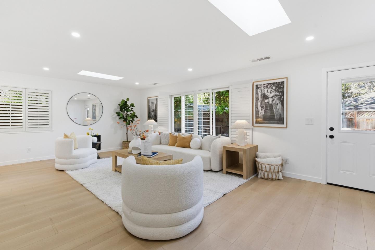 Detail Gallery Image 6 of 43 For 337 Roble Ave, Redwood City,  CA 94061 - 3 Beds | 2 Baths