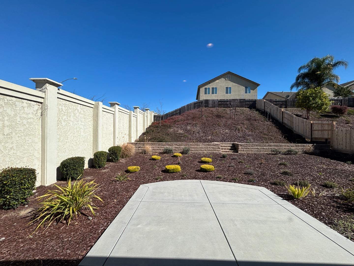 Detail Gallery Image 21 of 23 For 1507 Santana Ranch Dr, Hollister,  CA 95023 - 3 Beds | 2/1 Baths